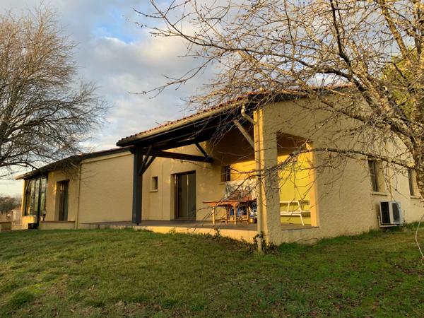 Dpt Haute Garonne (31), à vendre SAINT JEAN maison P7 de 200 m² - Terrain de 3 000,00 m²