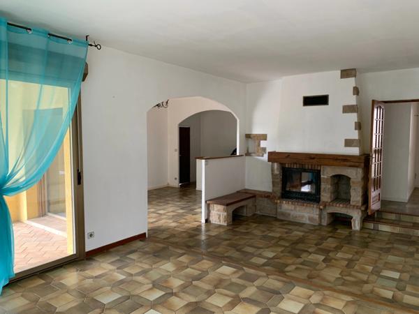 Dpt Haute Garonne (31), à vendre SAINT JEAN maison P7 de 200 m² - Terrain de 3 000,00 m²