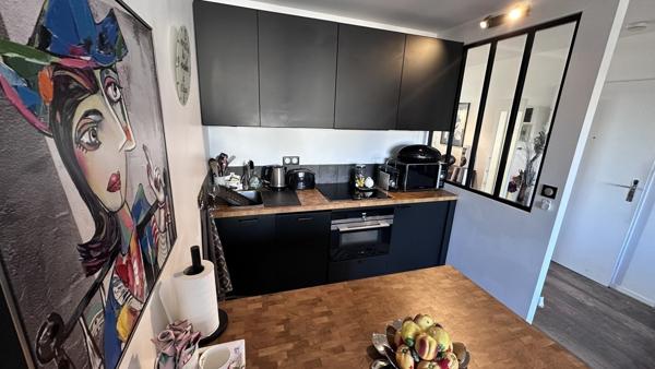 REIMS - RUE GOSSET - APPART T3 + GARAGE FERMÉ