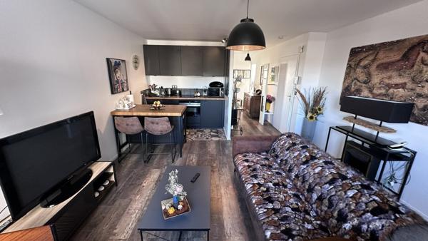 REIMS - RUE GOSSET - APPART T3 + GARAGE FERMÉ