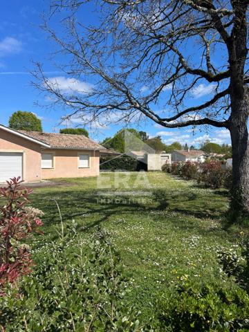 CESTAS BOURG MAISON T 05 AVEC JARDIN