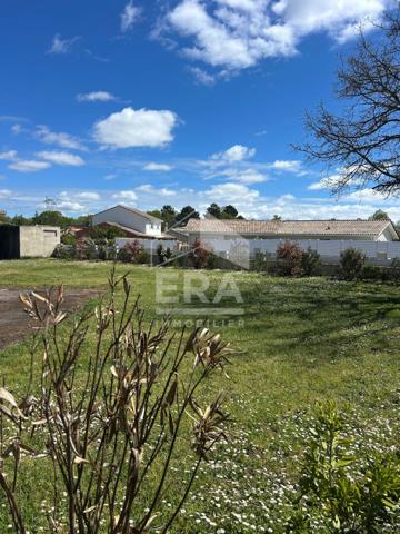 CESTAS BOURG MAISON T 05 AVEC JARDIN