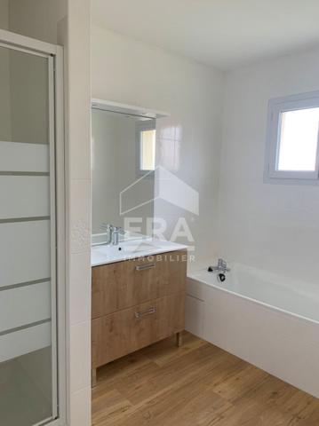 CESTAS BOURG MAISON T 05 AVEC JARDIN