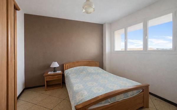 Appartement à vendre    4 pièces • 76 m2 Marseille 9