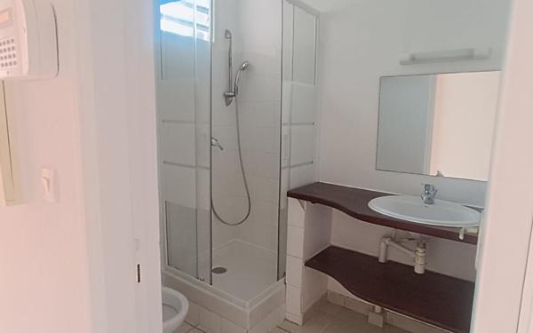 Appartement à louer    2 pièces •  Cayenne