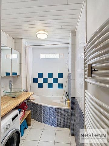 DERNIER ÉTAGE + BOX + CALME = OPPORTUNITÉ À SAISIR !