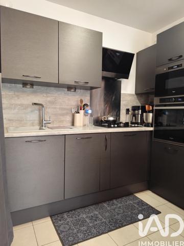 Location appartement 3 pièces 58 m² Persan