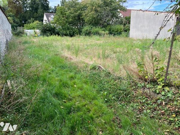 A vendre Terrain constructible de 1112 m² à Morigny Champigny
