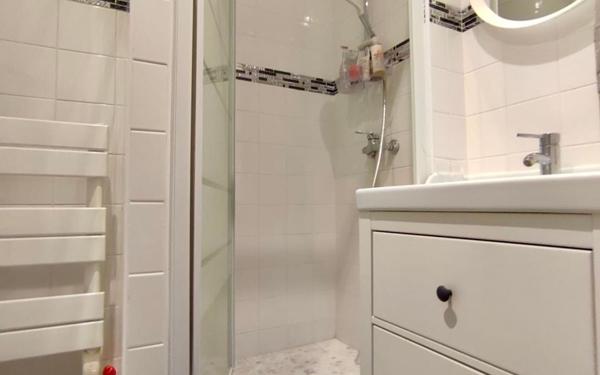 Appartement à louer    1 pièce • 23 m2 Paris 19