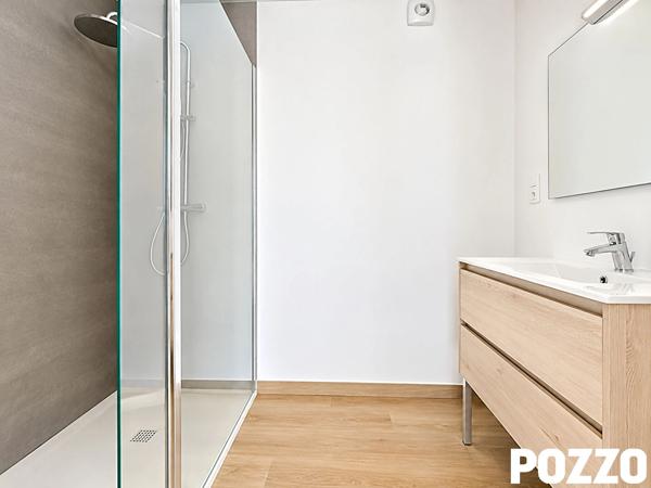 A Vendre - Avranches centre - Appartement rez-de-chaussée - 5 pièce(s) 137,64 m² - terrasse et parking AVRANCHES