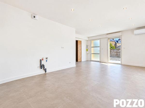 A Vendre - Avranches centre - Appartement rez-de-chaussée - 5 pièce(s) 137,64 m² - terrasse et parking AVRANCHES