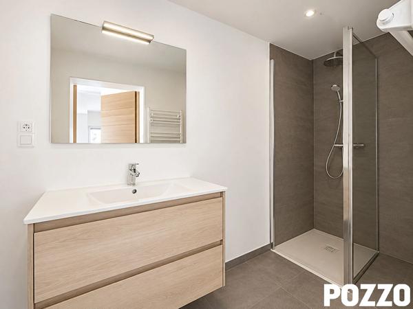 A Vendre - Avranches centre - Appartement rez-de-chaussée - 5 pièce(s) 137,64 m² - terrasse et parking AVRANCHES