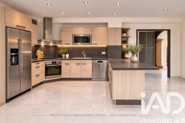 Maison à vendre 6 pièces 179,5 m² Saint-Clair-de-la-Tour