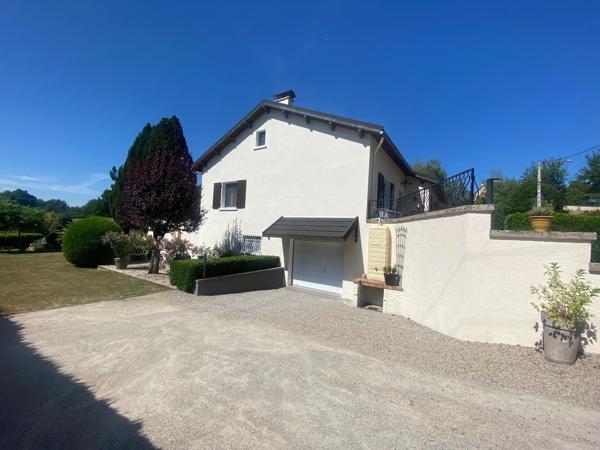 Maison  8 pièces 164m²