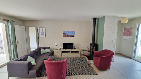 Votre future maison de 2015, spacieuse et au calme pres de Bergerac !