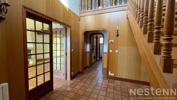 A vendre a ERDEVEN : maison a l architecture neo bretonne offrant de grands volumes non loin du bourg