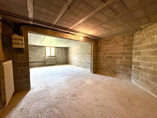 MAISON - CONFLANS STE HONORINE - 6 PIÈCES - 95 m2 415 000 € **  - Référence  8217
