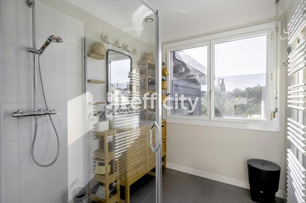 Maison 7 pièces - 226 m²