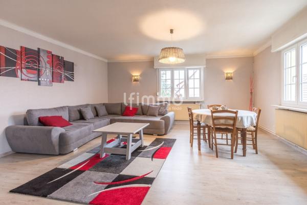 Immeuble mixte 400m² + dépendances sur 20 ares