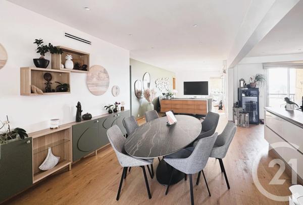 Appartement F4 à vendre  4 pièces - 144,45 m 2   BEAULIEU SUR MER  - 06