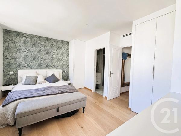 Appartement F4 à vendre  4 pièces - 144,45 m 2   BEAULIEU SUR MER  - 06