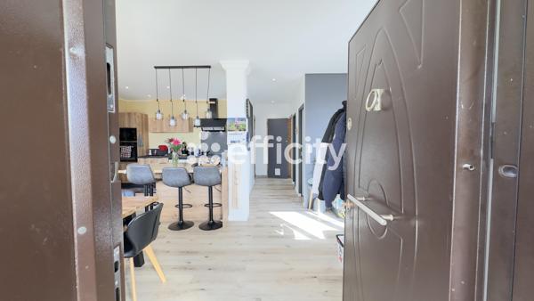 Maison 8 pièces - 205 m² Exclusivité efficity