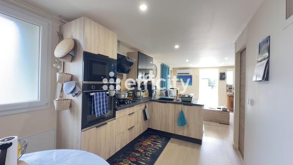 Maison 8 pièces - 205 m² Exclusivité efficity