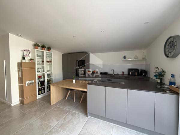 A VENDRE 83470 SAINT MAXIMIN LA SAINTE BAUME MAISON PLAIN PIED T3 DE 80M² SUR 2100M² DE TERRAIN