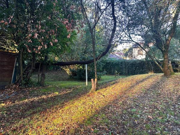 Terrain Constructible à Anglet, 964 m² disponible!