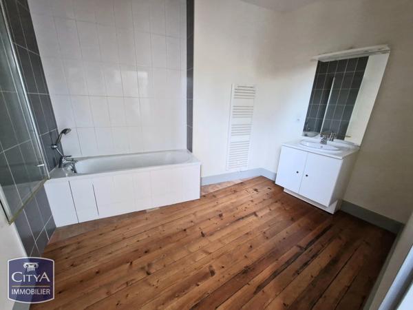 Immeuble à vendre 391m² Saumur (49400)