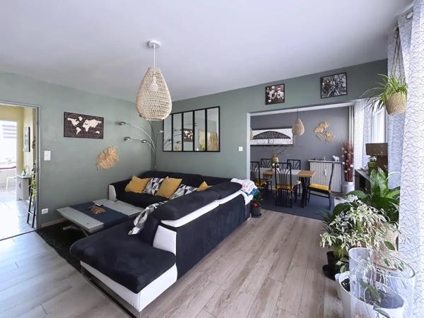 Appartement à vendre 5 pièces 89m² Montbéliard (25200)