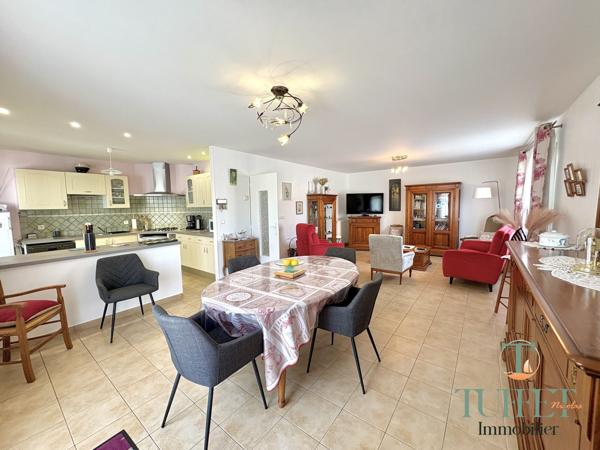 MAISON EN SUPERBE ETAT ET PROCHE DU CENTRE VILLE DE LA TREMBLADE