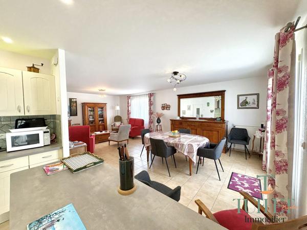 MAISON EN SUPERBE ETAT ET PROCHE DU CENTRE VILLE DE LA TREMBLADE