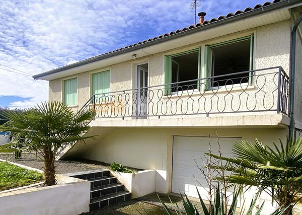Vente Maison76 m² - 4 Pièces - FLEURE (86340)