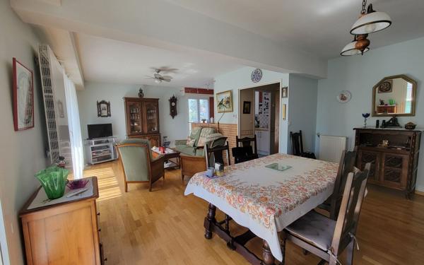 Appartement à vendre    3 pièces • 79 m2 Pau