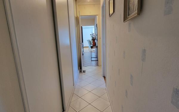 Appartement à vendre    3 pièces • 79 m2 Pau