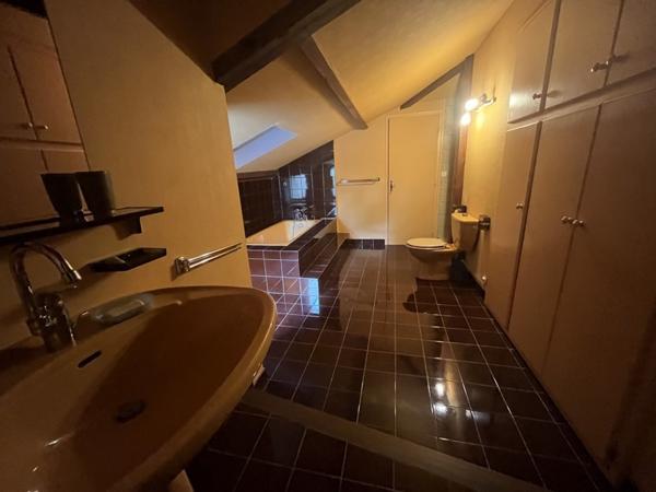 Maison à vendre 317 700 € Villefranche-de-Rouergue 7 p 275 m² DPE C