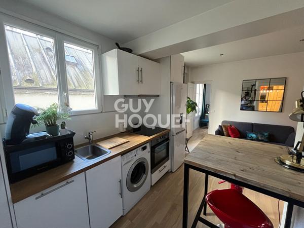 Appartement 2 pièces à vendre à Paris 15°.