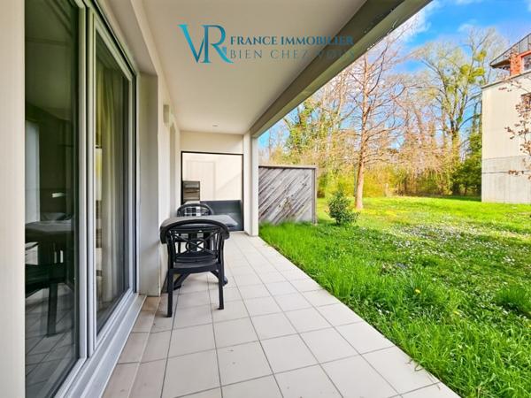 Divonne-les-Bains (01220) STUDIO (T1 BIS) 31M² - TERRASSE & PARKING PRIVATIF