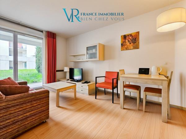 Divonne-les-Bains (01220) STUDIO (T1 BIS) 31M² - TERRASSE & PARKING PRIVATIF