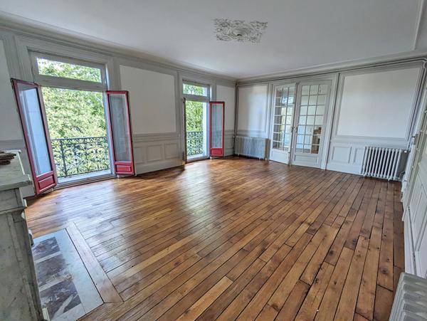 Place Granvelle, appartement 151 m²