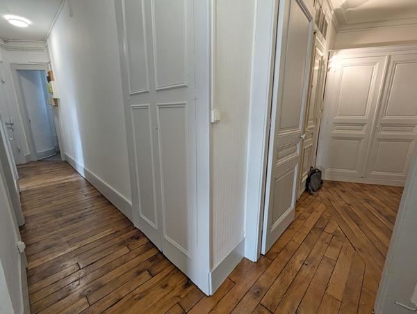 Place Granvelle, appartement 151 m²