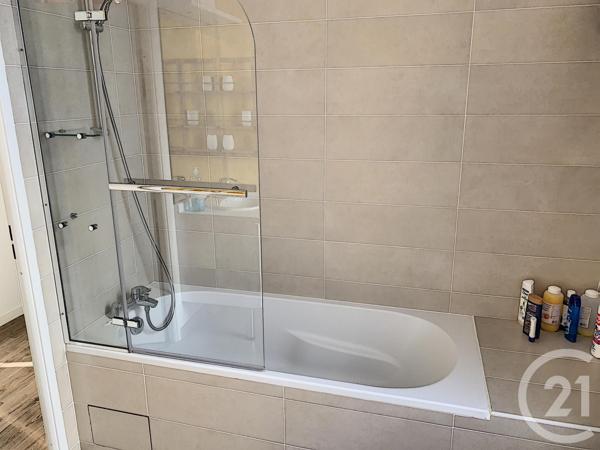 Appartement F4 à vendre  4 pièces - 86,40 m2 ST DENIS - 93