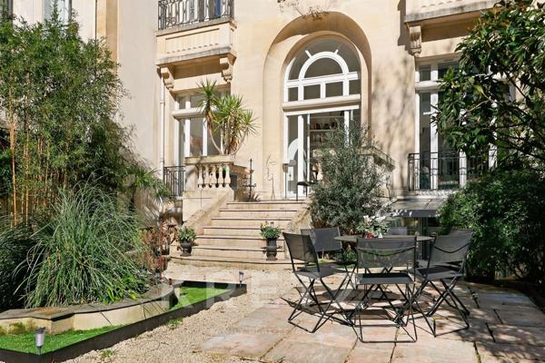 Loft d'exception avec jardin plein sud