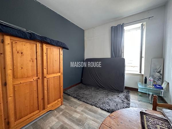 DINAN CENTRE ensemble de 2 appartements T2 loués dans un immeuble ancien