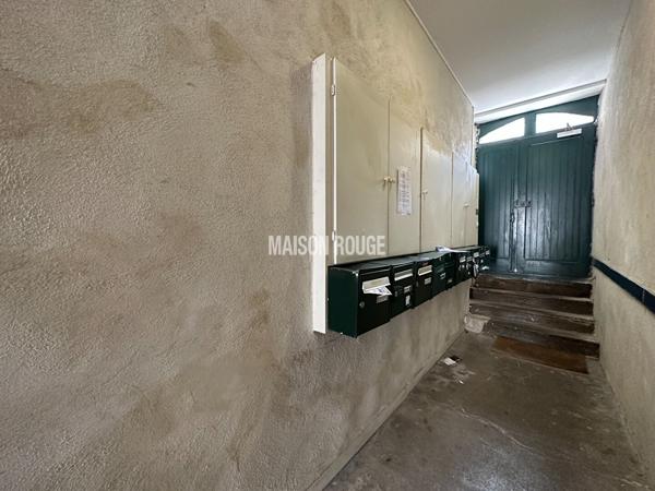 DINAN CENTRE ensemble de 2 appartements T2 loués dans un immeuble ancien