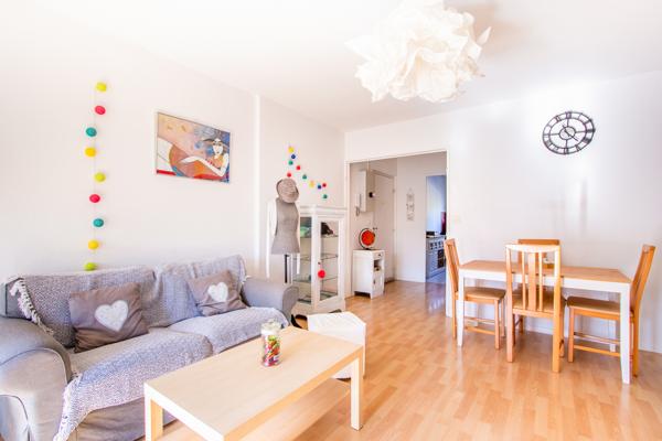 Lumineux 3 pièces avec parking