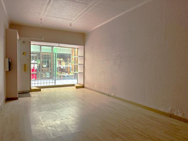 Local commercial 2 pièces 46 m2