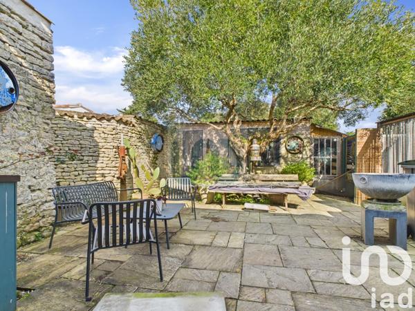 Maison à vendre 15 pièces 400 m² La Flotte