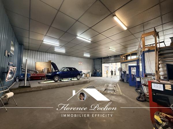 Maison
         7 pièces
        - 158 m² Exclusivité 262 500 € *